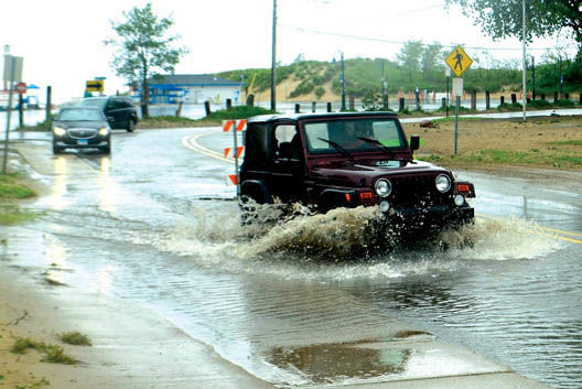 6 21 WEB NB Flood 1 Jeep crossing.jpg